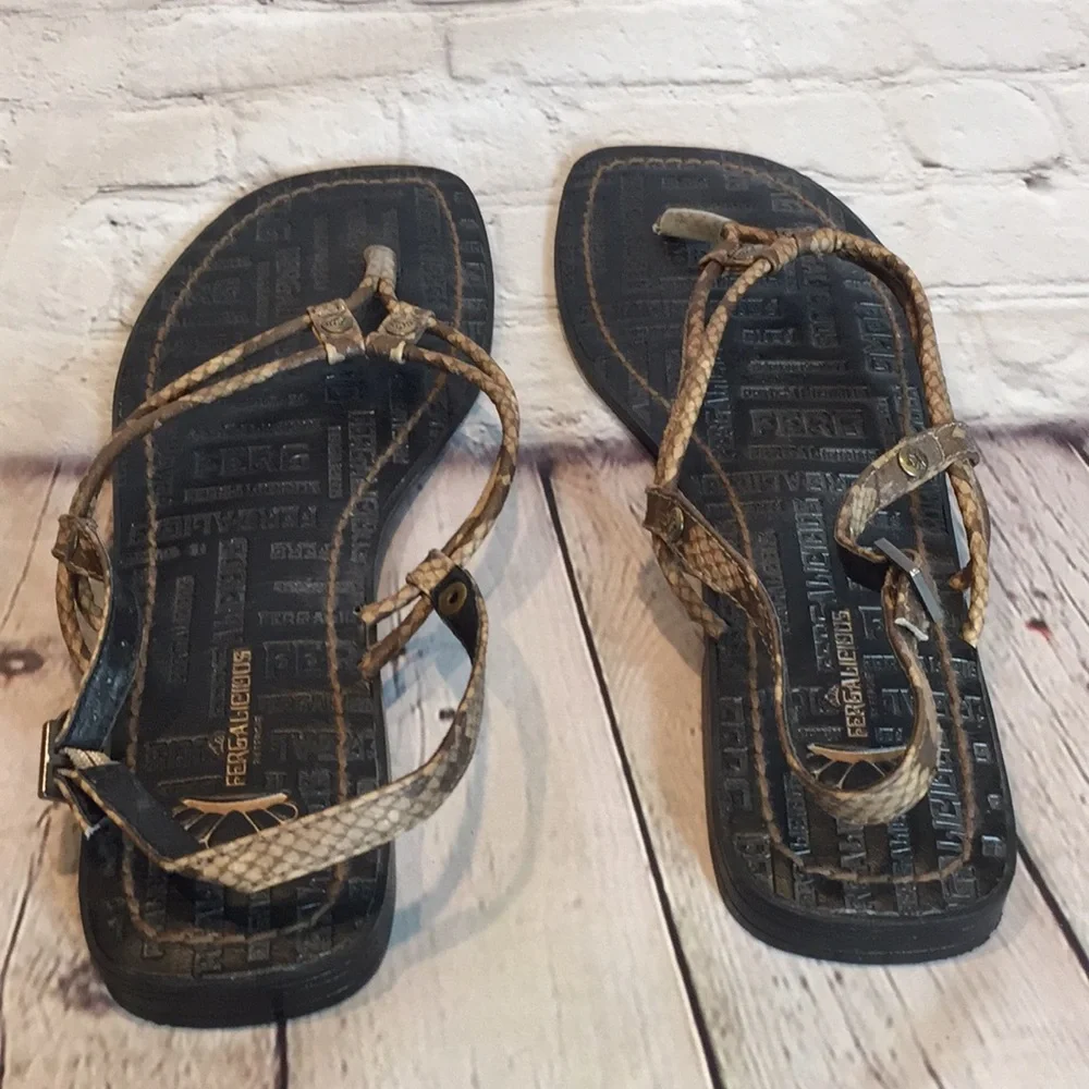 Fergalicious Thong Sandals Shoes Faux Snakeskin Shoe Size 10 - Picture 4 of 7